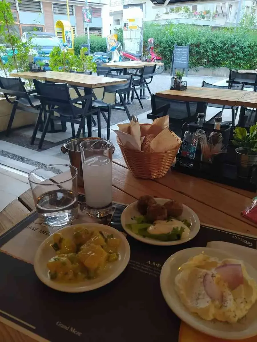 Food and drinks beside the river in Livadia