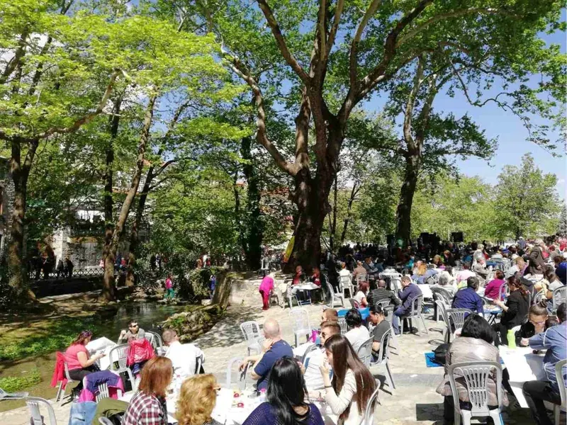 Easter celebrations in Livadia