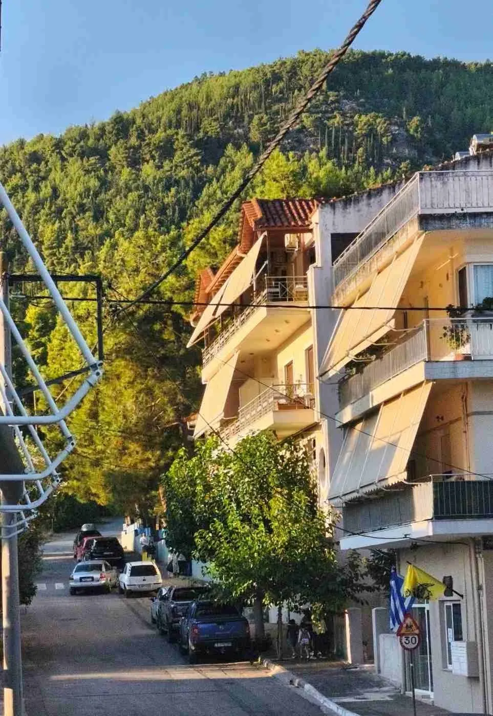 Livadia below the slopes of Gardavitsa